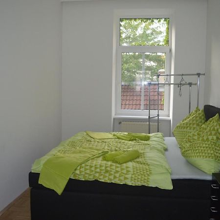 Nette Altbauwohnung Nur 10 Min Von Der City Wien Exterior foto