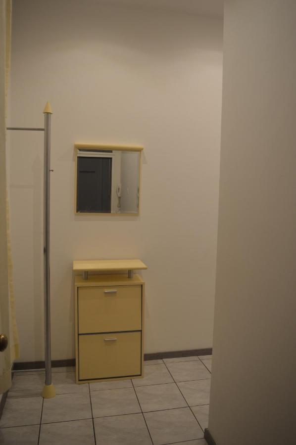 Nette Altbauwohnung Nur 10 Min Von Der City Wien Exterior foto