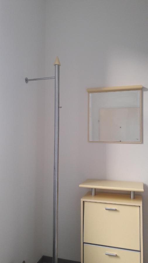 Nette Altbauwohnung Nur 10 Min Von Der City Wien Exterior foto