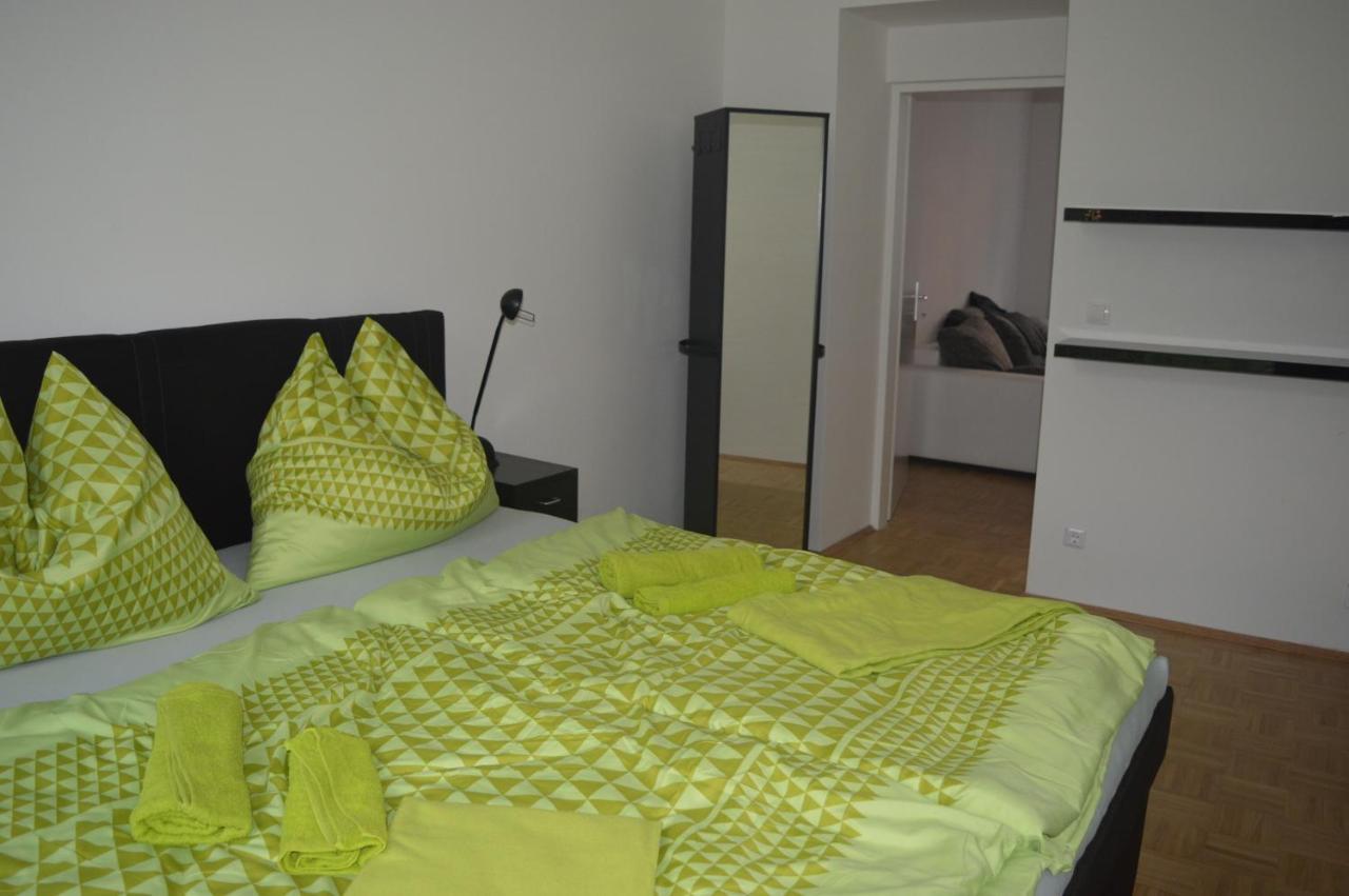 Nette Altbauwohnung Nur 10 Min Von Der City Wien Exterior foto