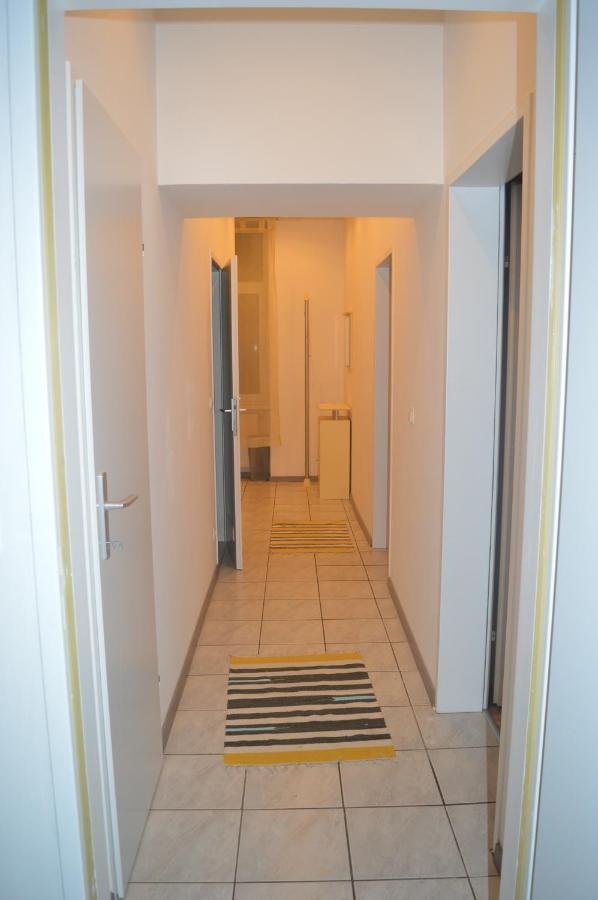 Nette Altbauwohnung Nur 10 Min Von Der City Wien Exterior foto