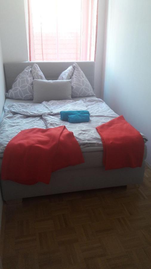 Nette Altbauwohnung Nur 10 Min Von Der City Wien Exterior foto